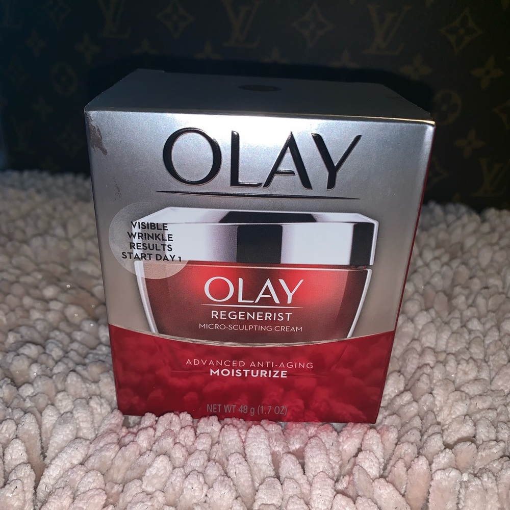 Olay Micro Sculpting moisturizer